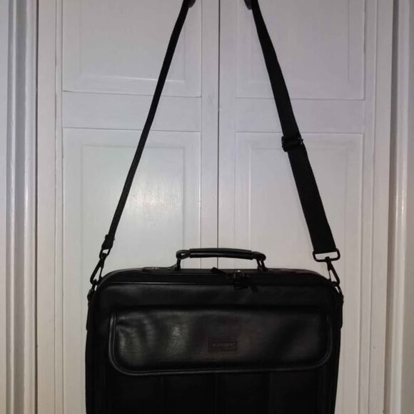 Sumdex Black Leather Laptop Briefcase - Picture 6 of 9
